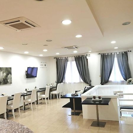 Hotel Centro 比森齐奥营 外观 照片