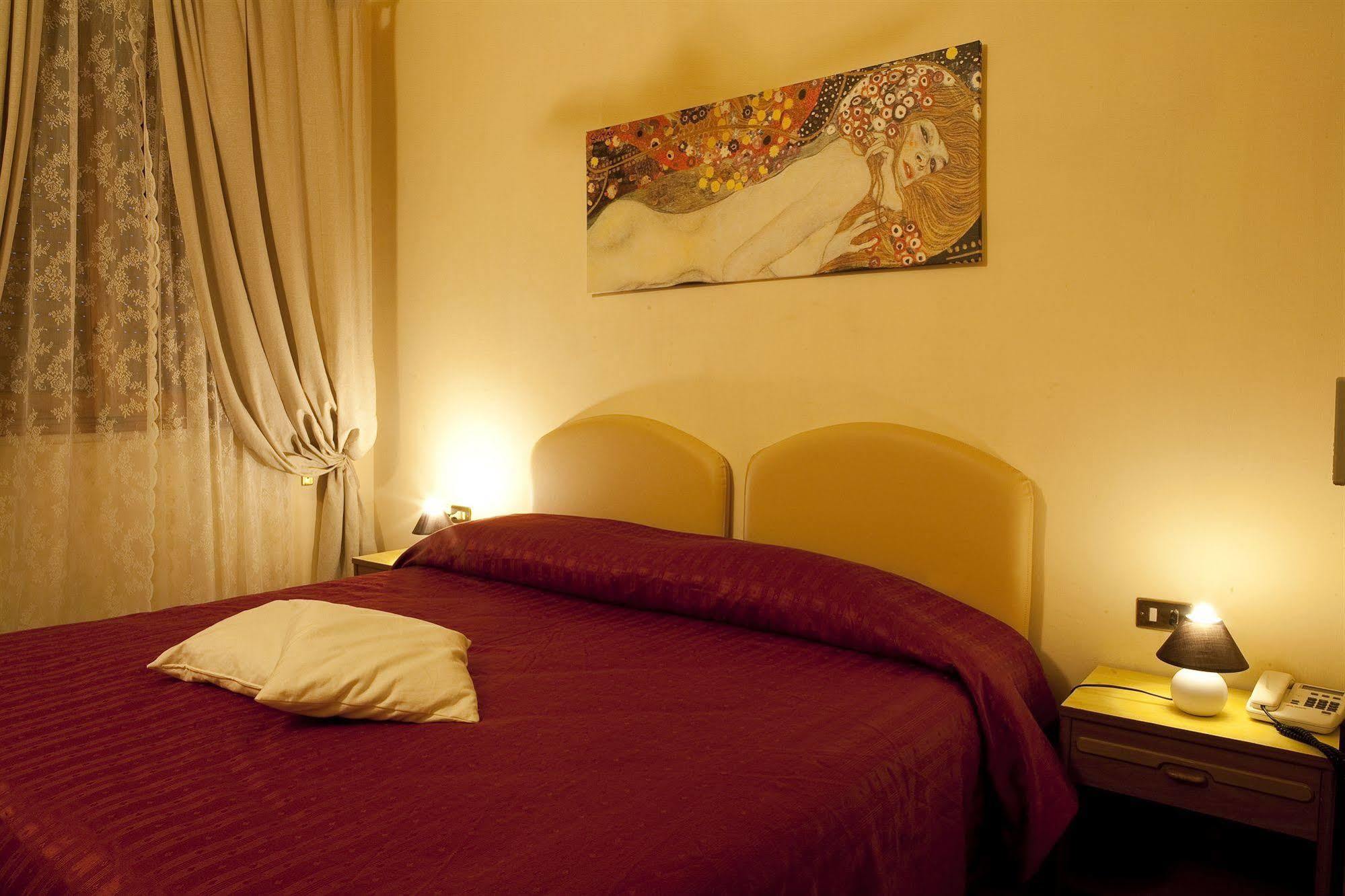 Hotel Centro 比森齐奥营 外观 照片