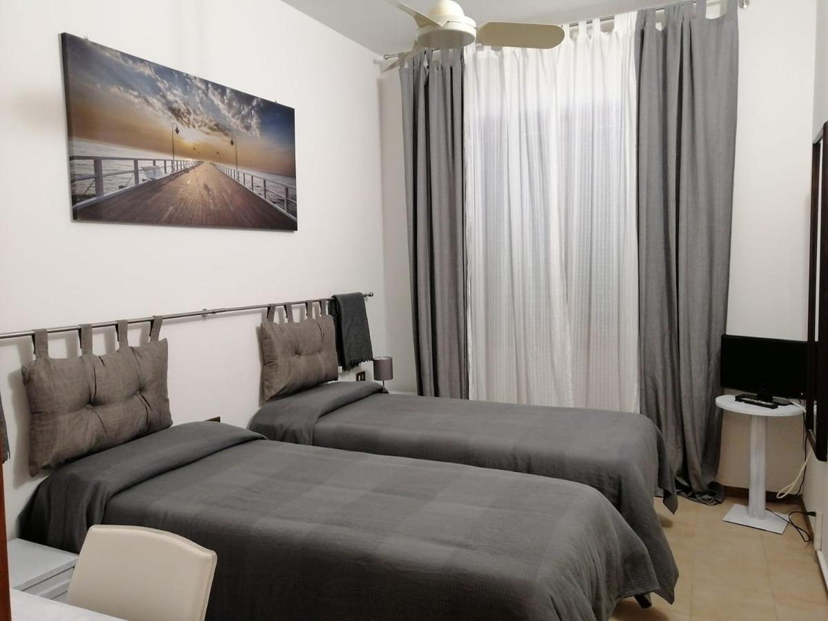 Hotel Centro 比森齐奥营 外观 照片